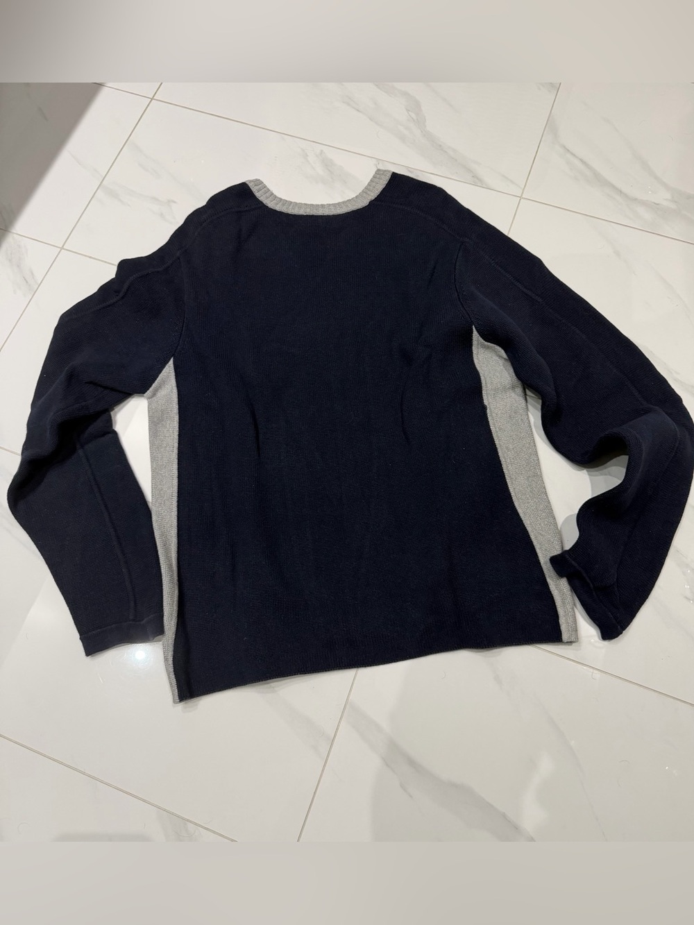 GAP Two-Tone 100% Cotton Crewneck Sweater in Navy and Light Gray - Picture 4 of 4